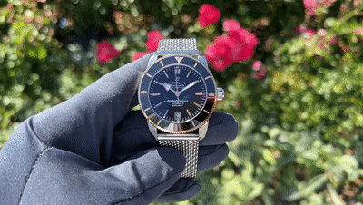 Y2meta.app-Breitling SuperOcean Heritage 42 mm black two-tone-(720p)[00_02_21--00_02_30].gif