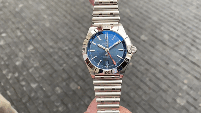Y2meta.app-Breitling Chronomat GMT 40 blue-(720p)[00_01_24--00_01_33].gif