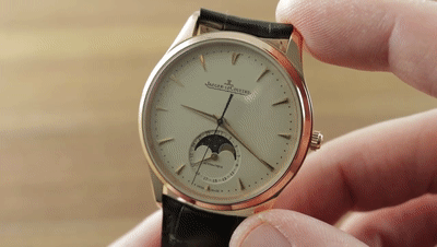 Y2meta.app-Jaeger-LeCoultre Master Ultra Thin Moon (Q1362520) JLC Watch Review-(720p60)[00_00_25--00_00_33].gif