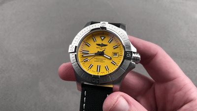 Breitling Avenger Seawolf A17319101I1X2 Breitling Watch Review[00_00_16--00_00_28].gif