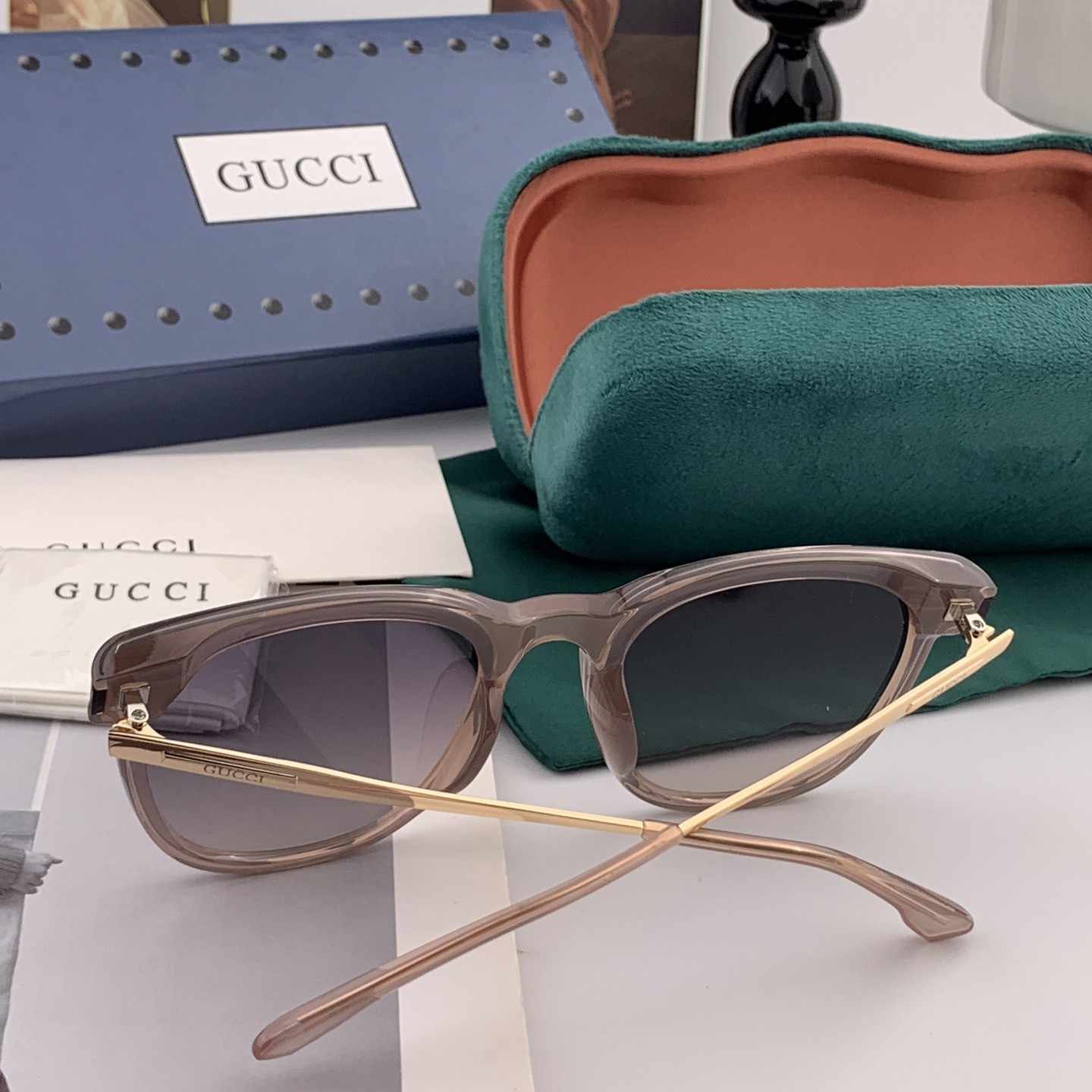 GUCCI グッチ 2025開春新作 ファッショナブルなスクエアフレーム サングラス G85501