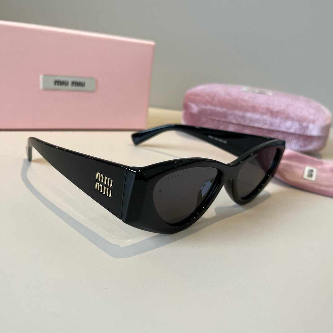 MIUMIU ミュウミュウ キャットアイサングラス78