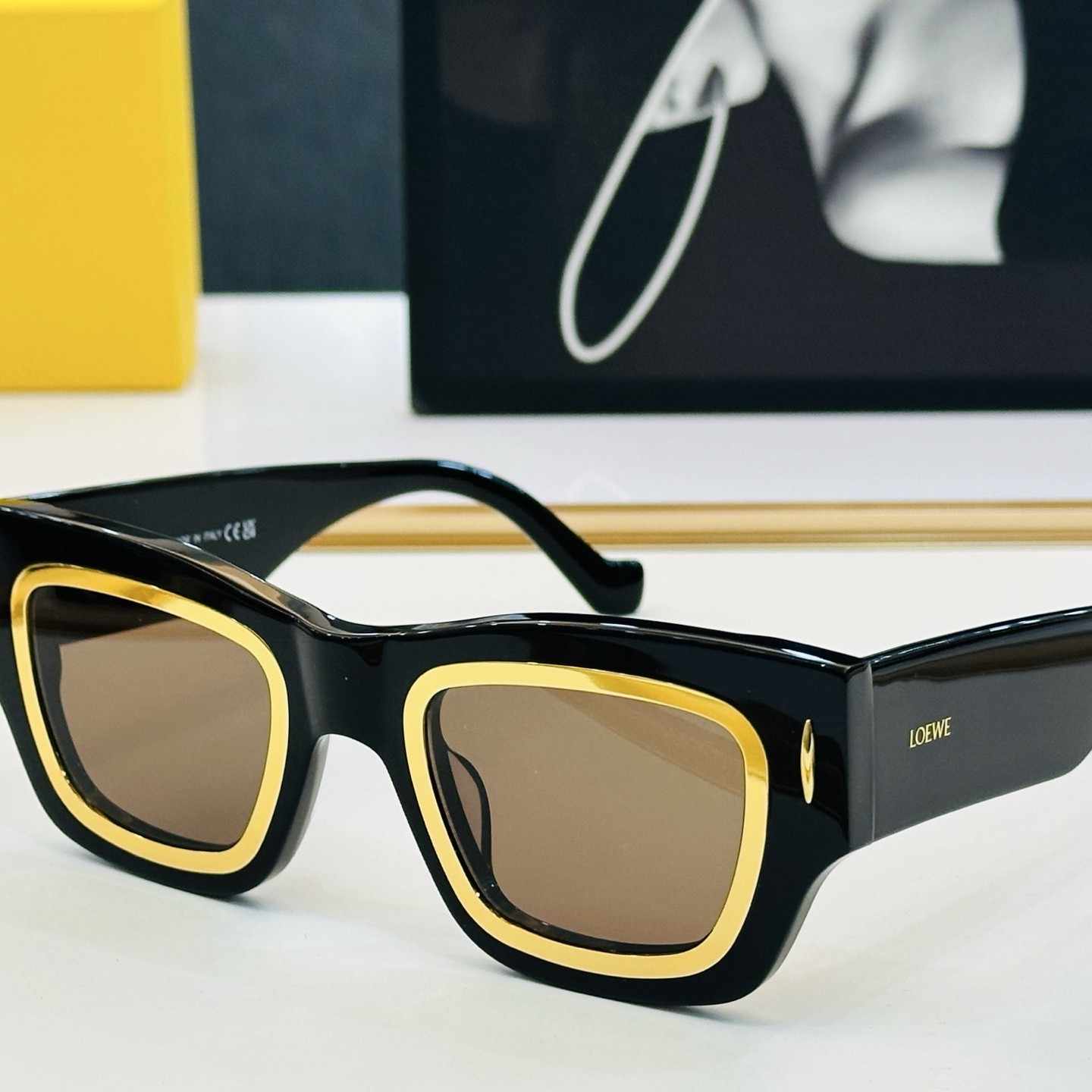 LOEWE ロエベ LW40178 サングラス サイズ53口17-145