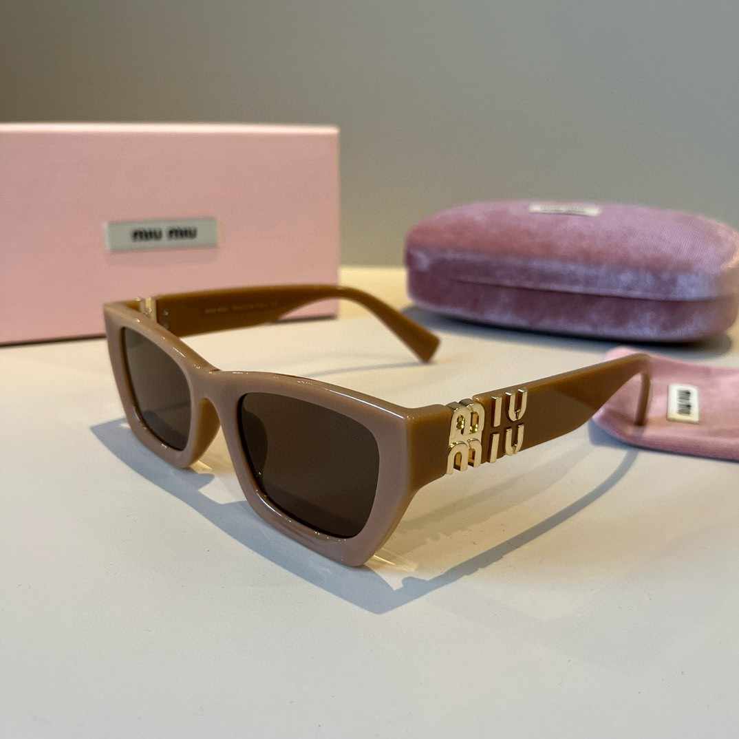MIUMIU ミュウミュウ サングラスブラウン42