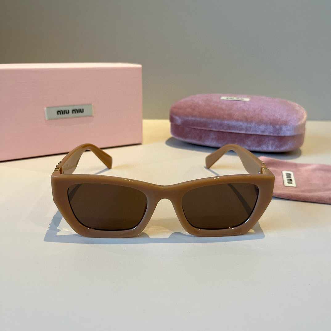 MIUMIU ミュウミュウ サングラスブラウン42