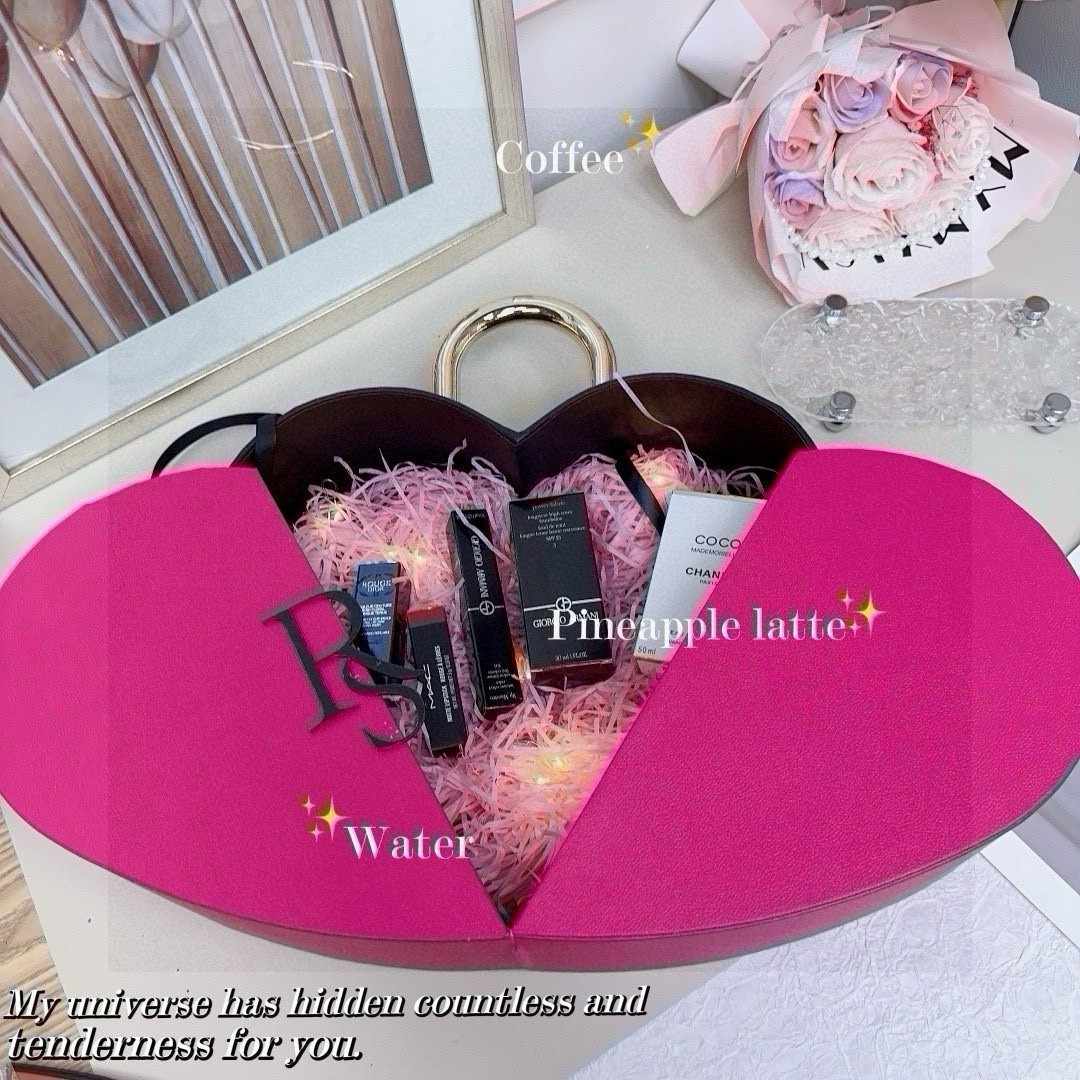 Dior ディオール、Chanel シャネル、Armani アルマーニ、MAC マック 美妝ギフトボックス ロックハートデザイン