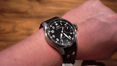 Y2meta.app-Is the IWC Big Pilot's Watch worth $12,900_-(720p)[00_04_34--00_04_42].gif