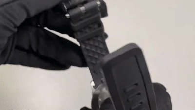 Y2meta.app-IWC Aquatimer 2000 IW356802-(720p)[00_00_07--00_00_16].gif